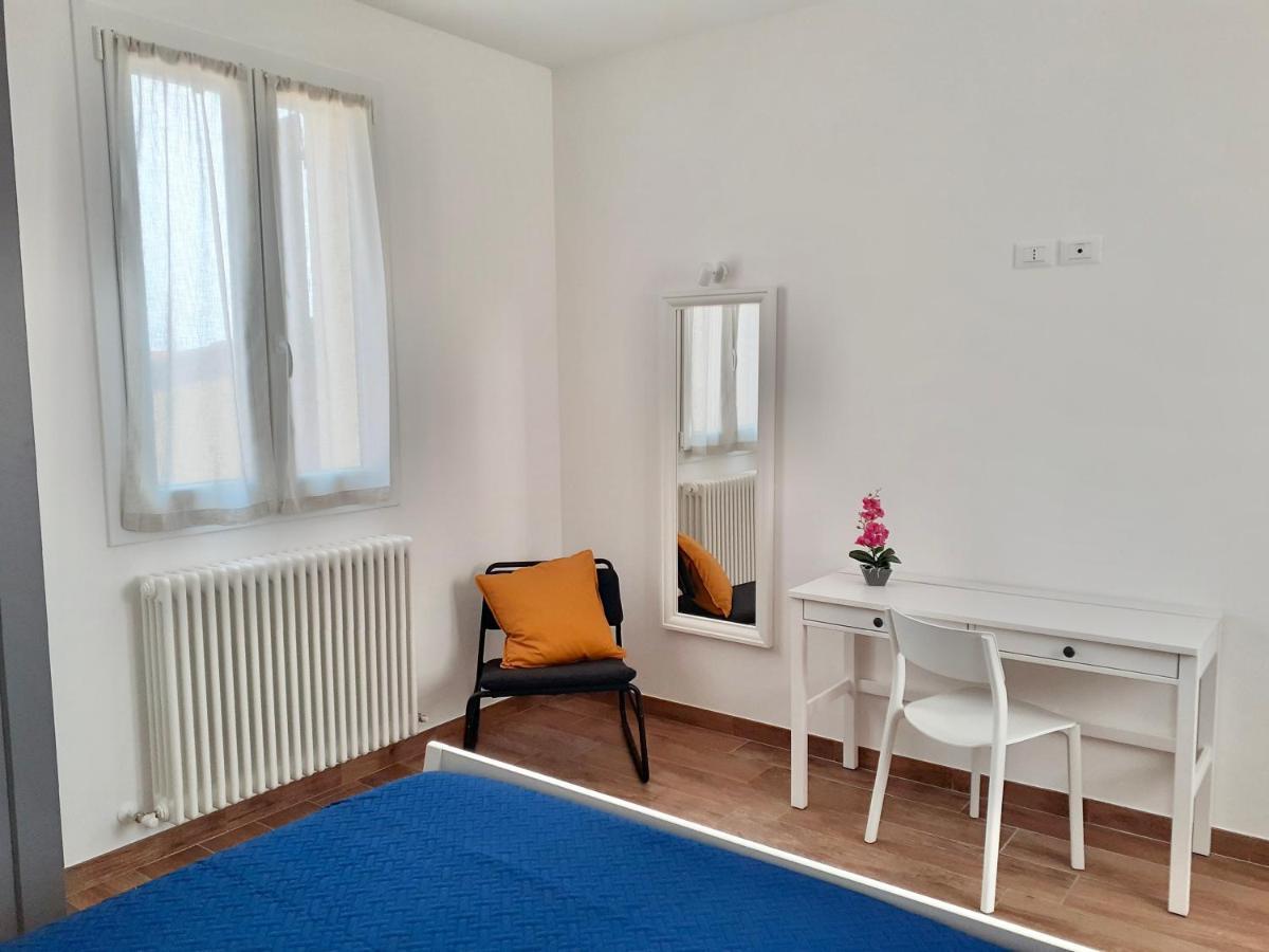 Casa Vacanze Con Vista Mare E Giardino - Amanecer มาร์ซอกกา ดิ เซนิกาลเลีย ภายนอก รูปภาพ